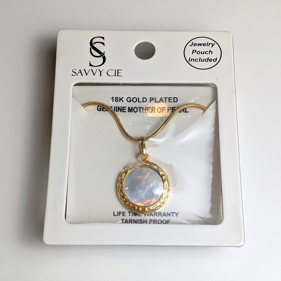 Savvy Cie 18K Gold Plated Genuine Mother of Pearl Pendant Necklace - Picture 2 of 3